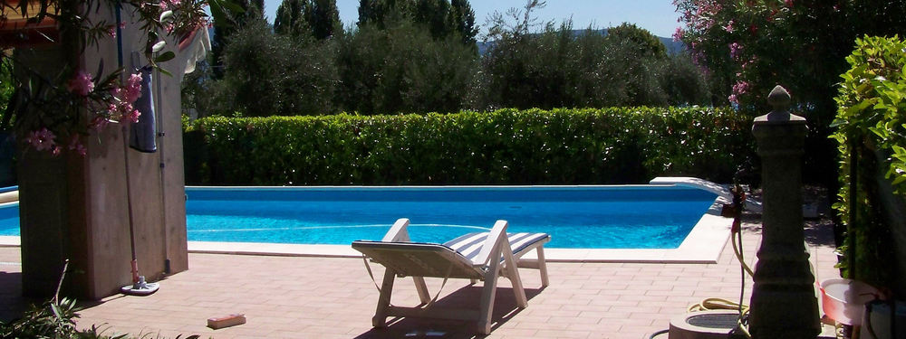 Wohnung mit eigenem Schwimmbad Wohnung mit eigenem Schwimmbad